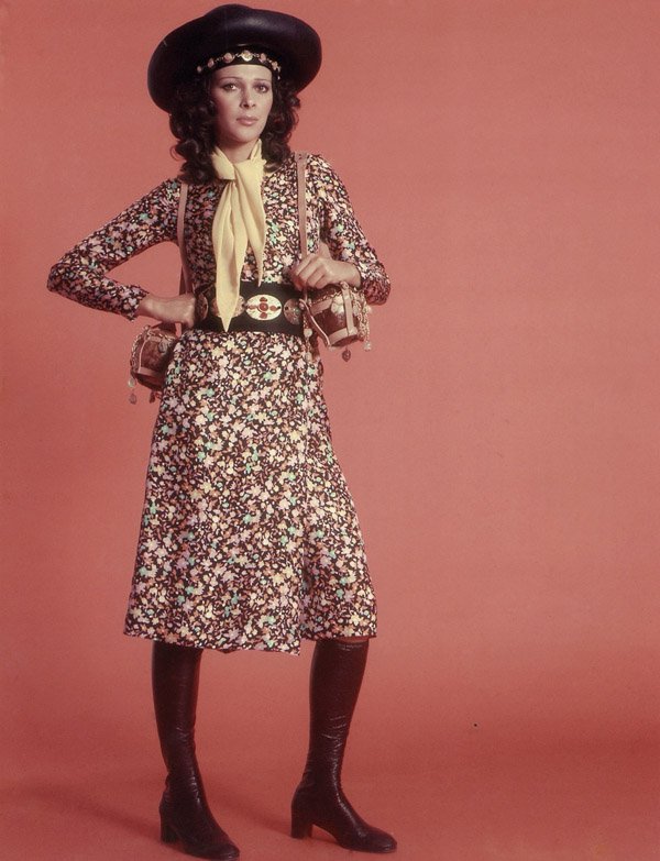 02_International_Dateline_Collection_1972_NY_01_ACERVO_INSTITUTO_ZUZU_ANGEL_02